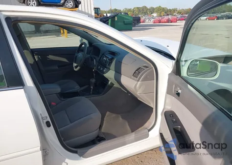 2005 Toyota Camry Le from USA, damaged, VIN 4T1BE32K35U417876